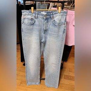 Zara Men's Faded Blue Straight Jeans